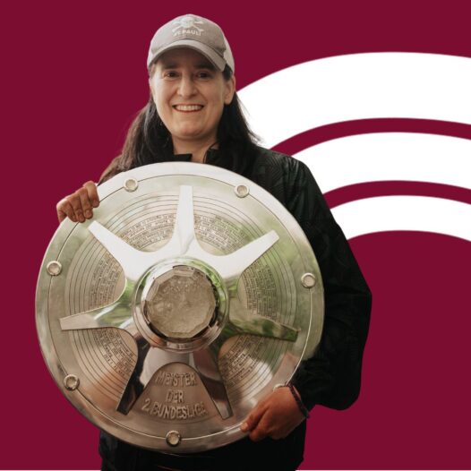 Cover zur Episode 03 des Communicorn Podcast:, Esin Rager, Vice President FC St. Pauli & Founder of samova