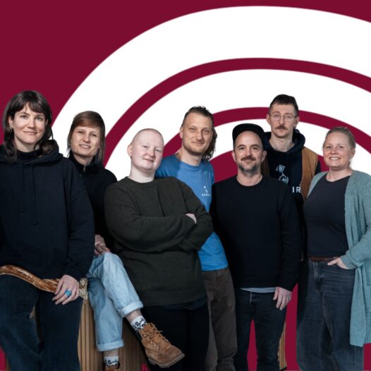 Gruppenbild des Kollektivs, das hinter dem Avenir steht